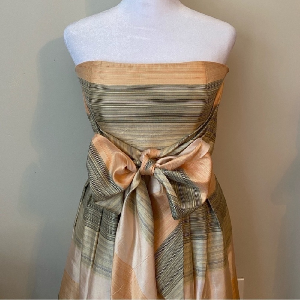 Armani Collezioni Silk Taffeta Strapless Cocktail Dress Peach Tan Size 4